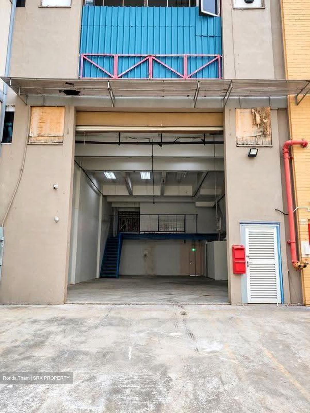 Civic Terrace Warehouse (D14), Factory #632986261